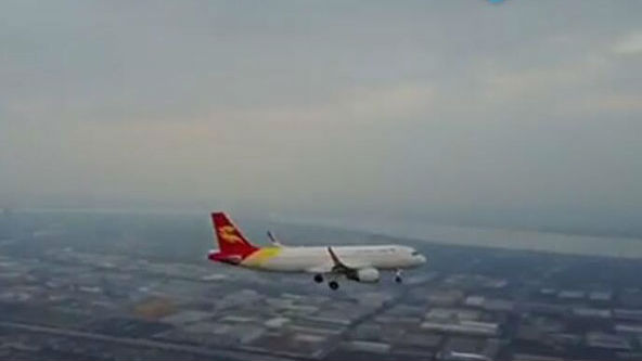 杭州小伙高空拍客机飞行？无人机这样玩会要命