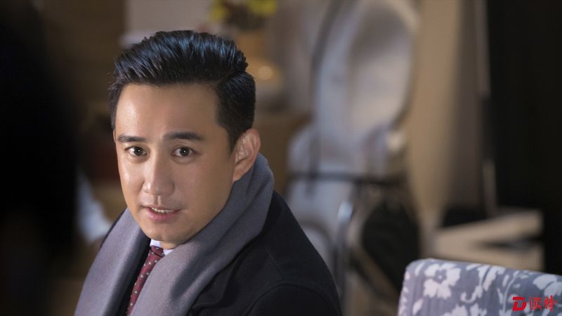 黄磊饰演大儿子文远工作打鸡血