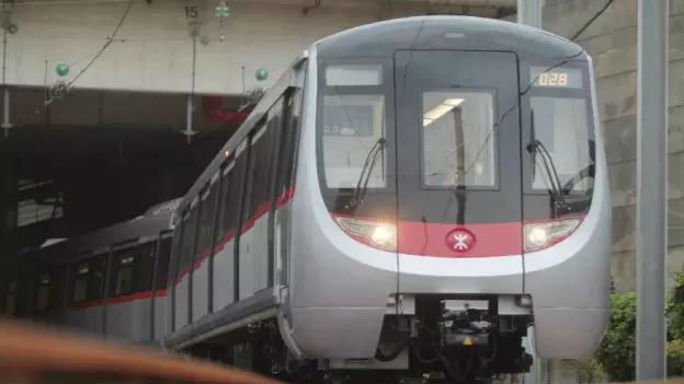 港铁准时度高仍被罚1450万，用以补贴乘客车费