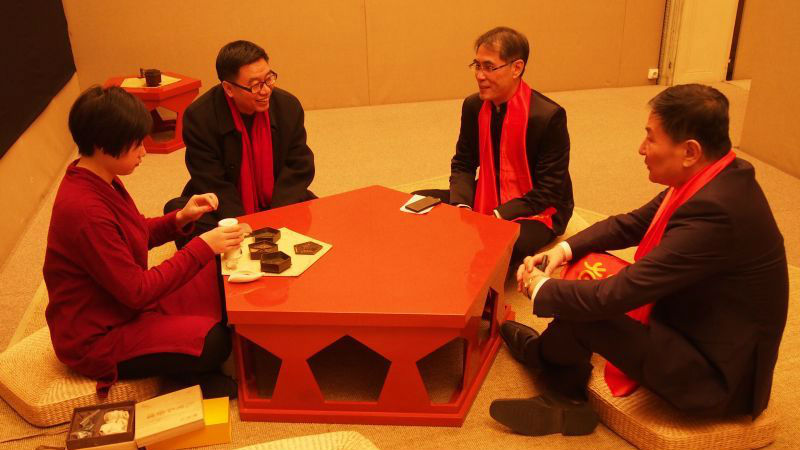 闻香品茶，深圳艺术家巴黎传东方文化神韵