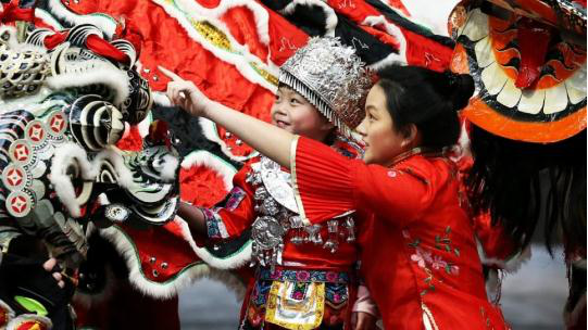 都柏林开启中国春节庆祝活动 喜迎中国新年