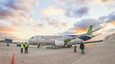 C919大型客机上半年或飞上天