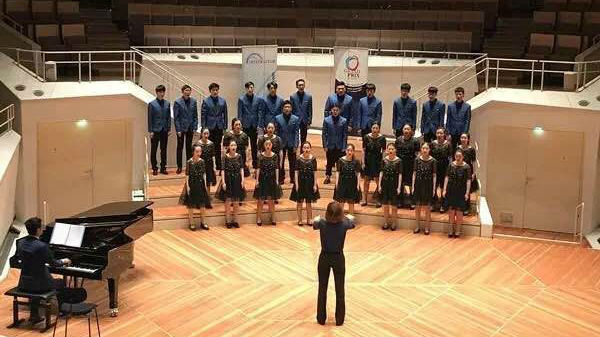 梅林中学合唱团国际合唱大赛夺金