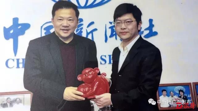 你看，这猴子也是去年慎海雄部长送来的。