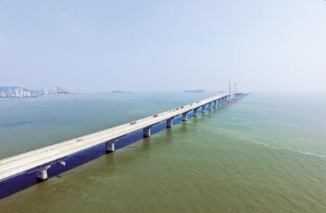 港珠澳大桥香港段预计今年底可通车