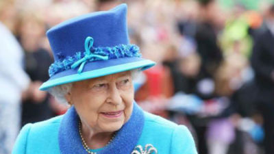 英女王招人管理个人推特账户 年薪25万