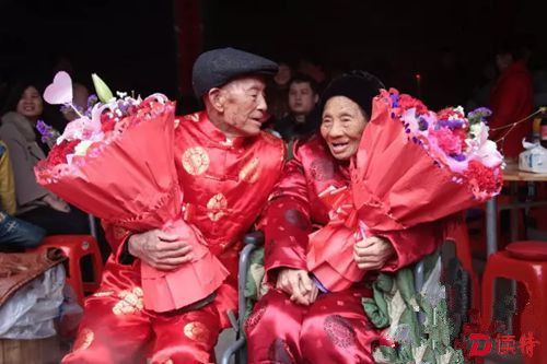 爱情最美的样子 江西百岁夫妻携手走过84年