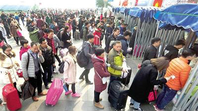 全国铁路春运累计发送旅客突破3亿人次
