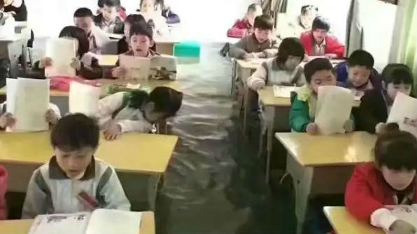 小学生积水中上课“痛”到汕头市委书记……