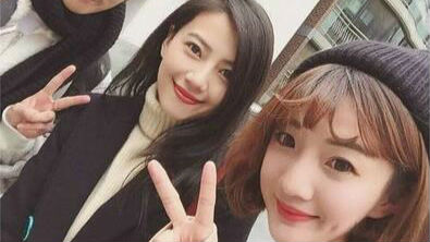 太美！高圆圆与路人合影走红