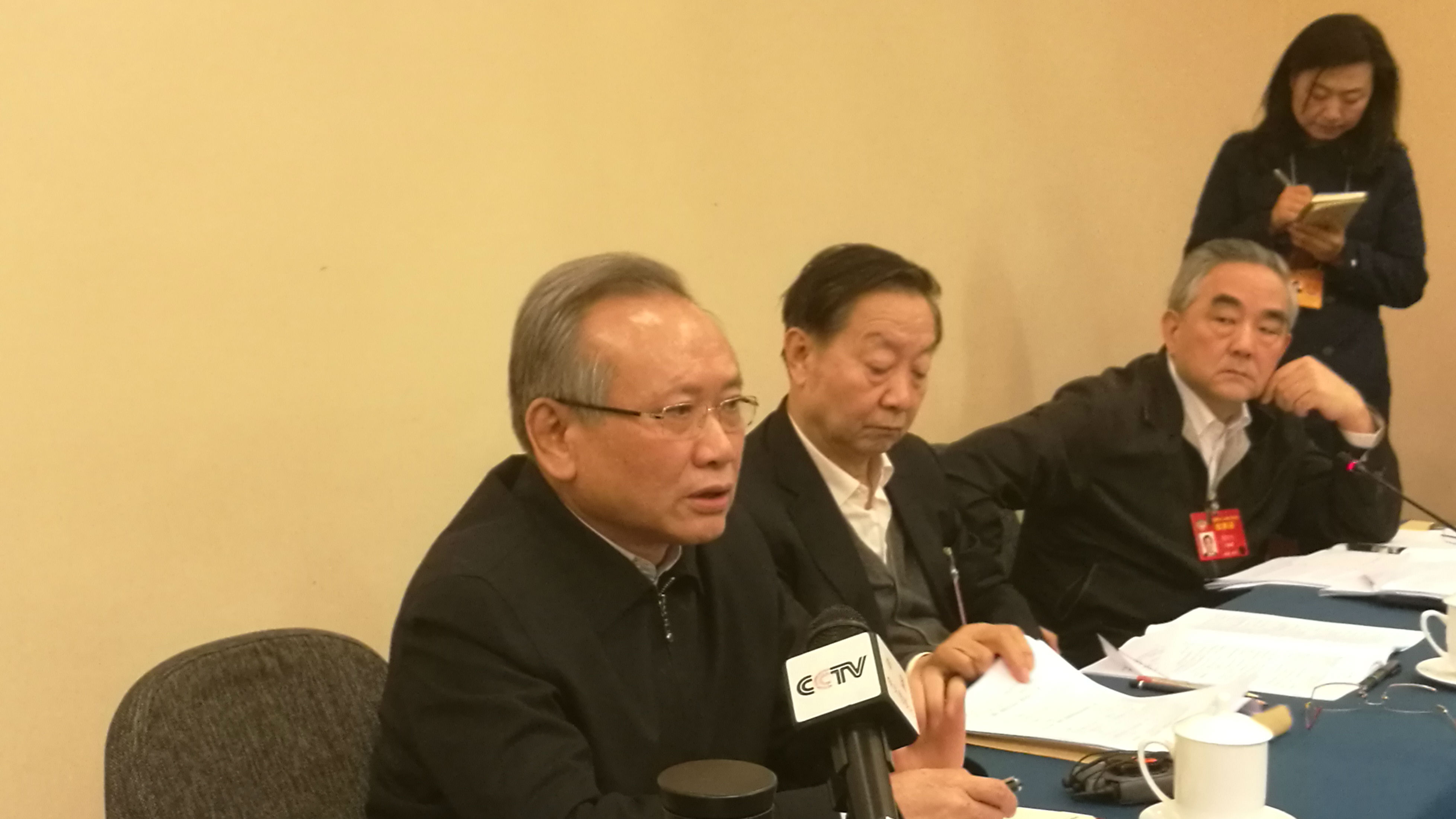 黄淑和：今后改革，要让大家想干敢干干得成