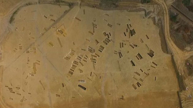 成都现大型墓群 堪称“地下青铜器宝库”