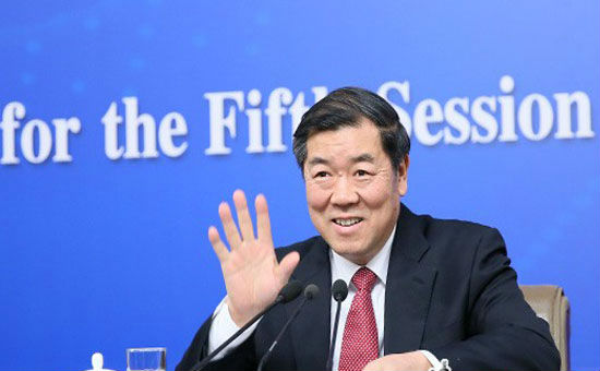 国家发改委：去年经济实现平稳健康发展