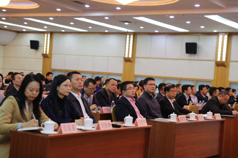 福田举行区委理论中心组（扩大）学习会