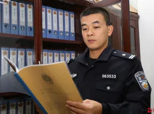 潘庆锋：用“韧劲儿”保一方平安