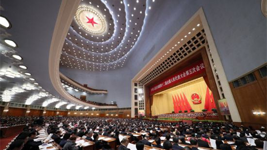 向世界传递全方位开放的鲜明信号