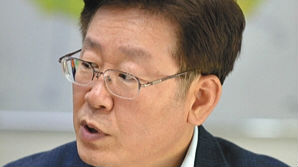 韩总统选举潜在竞选人呼吁取消部署“萨德”