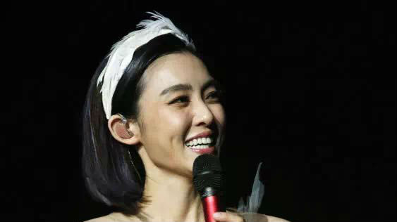 阔别4年再回归 范玮琪巡演深圳起跑