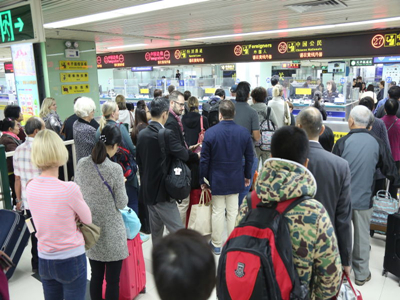 清明节罗湖口岸客流量将达116.5万人次