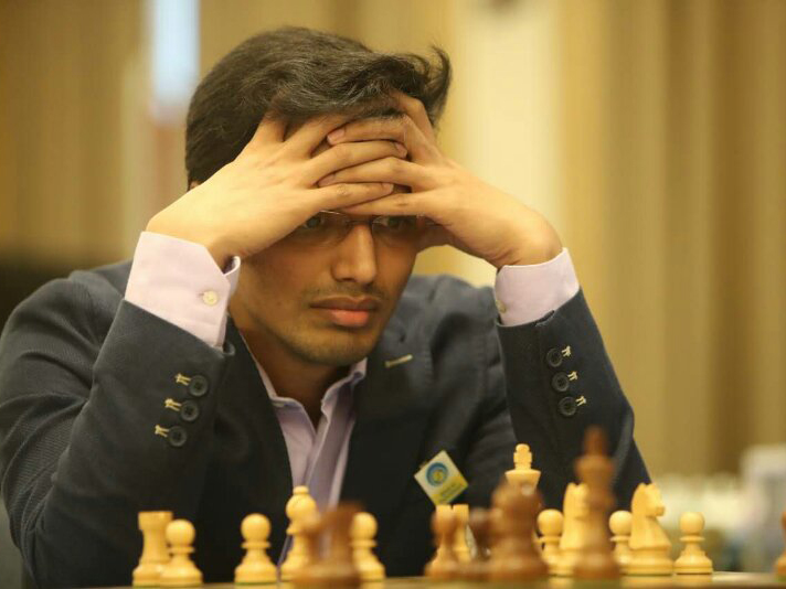 哈里克利斯纳：偏师驰突穷棋理  青梅煮酒论英雄