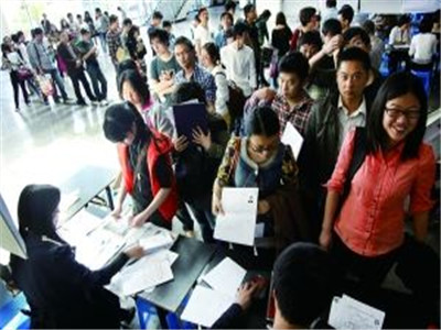 深圳事业单位招聘700多人 外国人也能参加