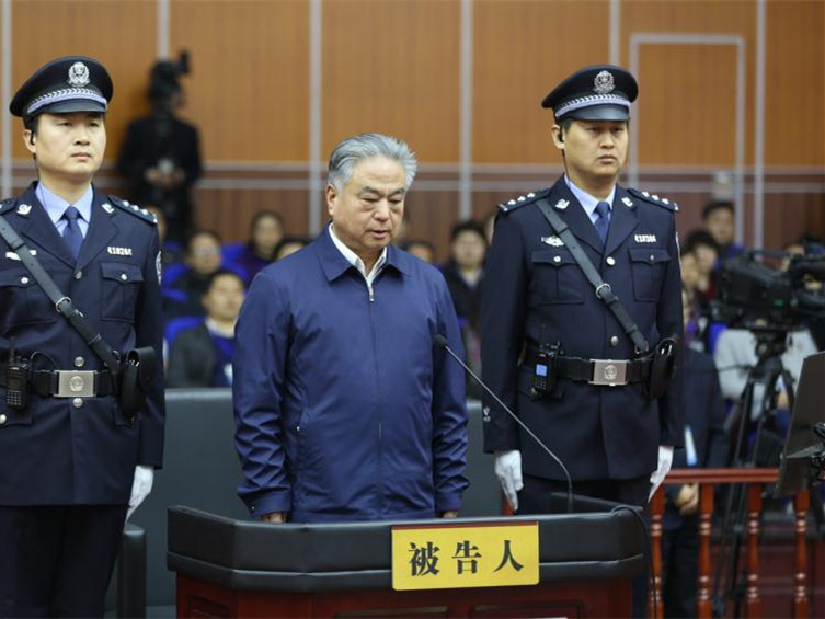 天津公安局原局长武长顺案开庭 非法占有公款3亿多
