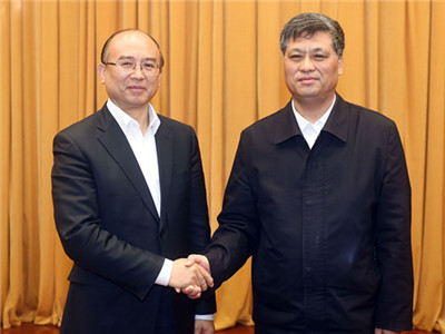 深圳召开全市干部大会 许勤任深圳市委书记