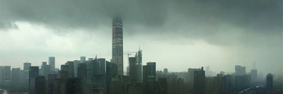 刚刚，深圳上空上演了雷雨大片