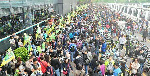 “五一”出入境客流最高峰将临，想出门的你注意这三点
