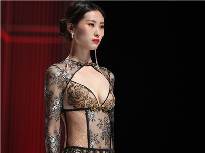深圳这场“内衣秀”迷倒3位国际时尚界顶级大咖