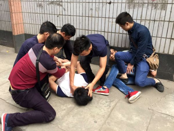 5名90后流窜珠三角入室盗窃 被深圳警方一窝端