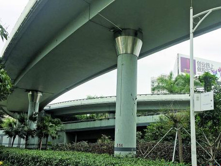 创业立交移位处被铁皮包住？宝安区交通局： 为防止监测设备损坏