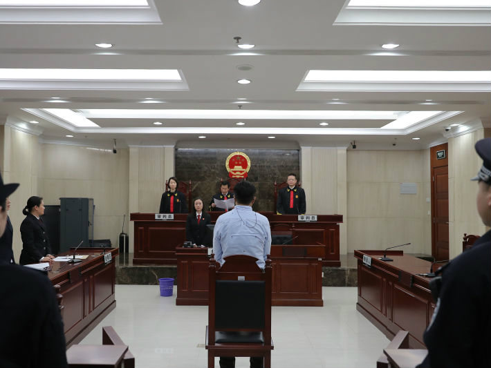 敲诈勒索罪证据不足，广东省高院再审改判郭利无罪