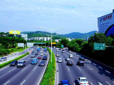 深圳市交委：全力打造国际性综合交通枢纽