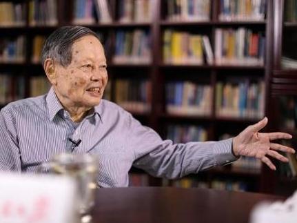 杨振宁：中国家长觉得美国的中小学好是错误观念 