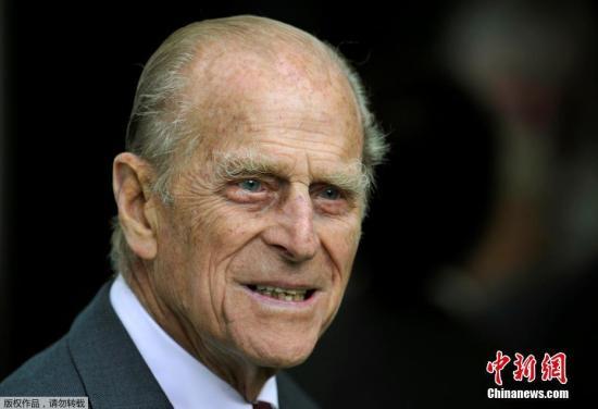 英女王丈夫今年9月将“退休” 英首相对其表达敬意
