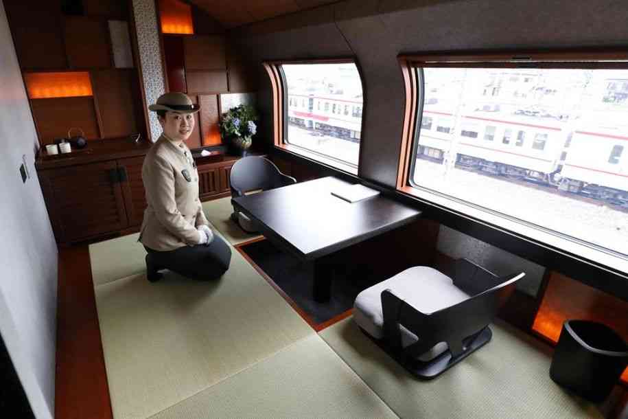 日本豪华“东方快车”：带双人床票价5万