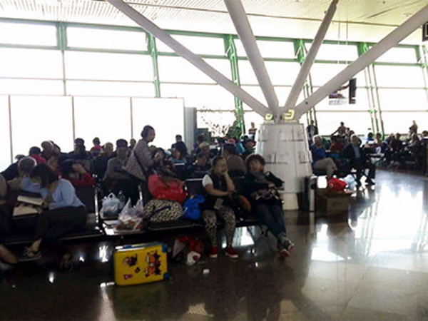 因飞机迫降滞留的中国乘客顺利离开哈萨克斯坦