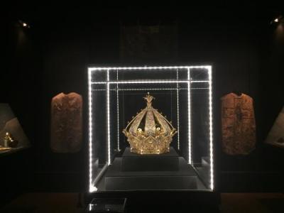 欧洲博物馆再遭劫 镶嵌千余颗宝石珍贵皇冠失窃