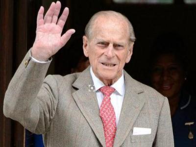 英女王丈夫菲利普亲王宣布退休