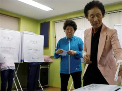 韩国总统大选9日开始正式投票