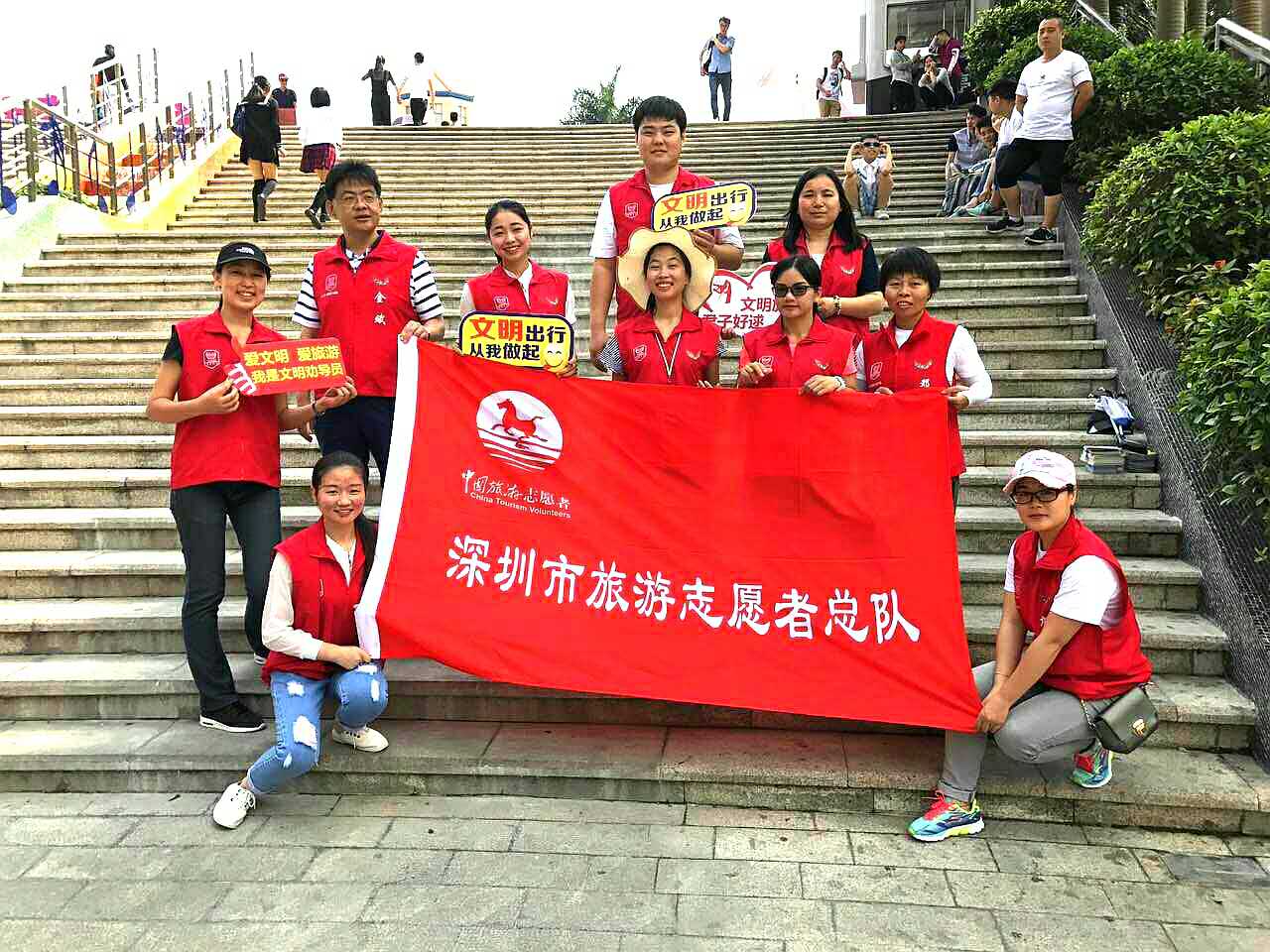 为城市建设，“五一”期间旅游志愿者不放假