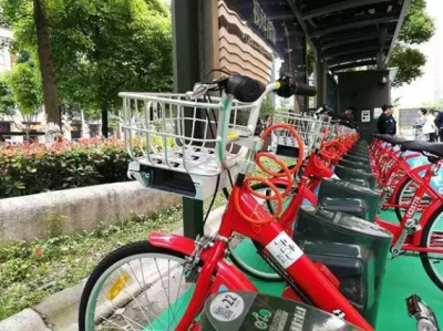 杭州出了新的公共自行车，可以插电池助力