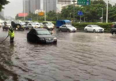 “苗柏”过后带来暴雨，深圳全市出现43处积水！