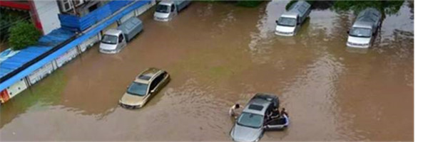 南方遭暴雨 中国气象局进入四级应急状态