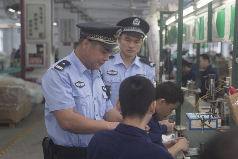 周木：给戒毒人员带来笑容的快乐管教