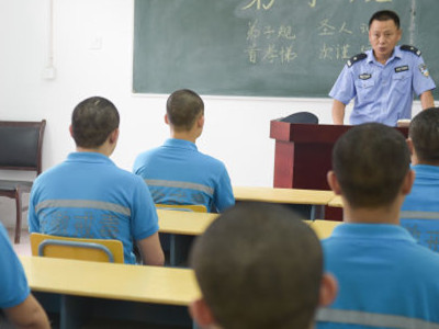 毒品竟变“跳跳糖”“奶茶”！孩子“第一口毒”怎么防
