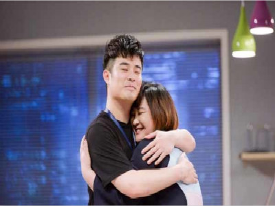 “即兴喜剧秀”来了！陈赫 贾玲上演“求婚”大戏 
