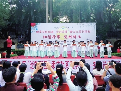 四季花城社区文明创建“四季花开”