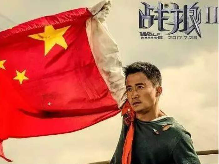 战狼2登顶票房冠军,主旋律电影正确打开方式是用心制作